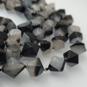 Ahat ~20mm×20mm
