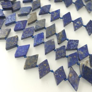 Lapis lazuli ~20mm×11mm